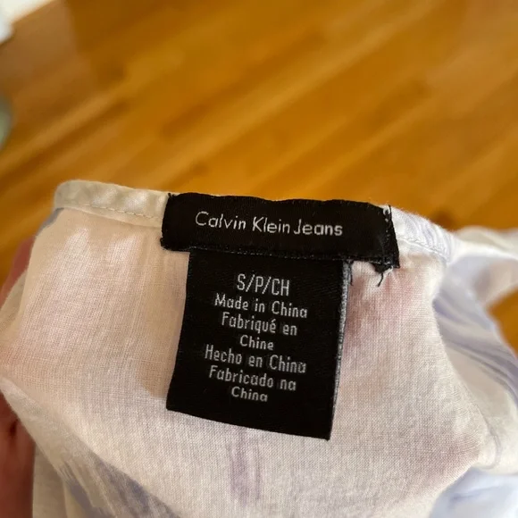 Calvin Klein top womens small shirt purple white lightweight short sleeve - Picture 4 of 5